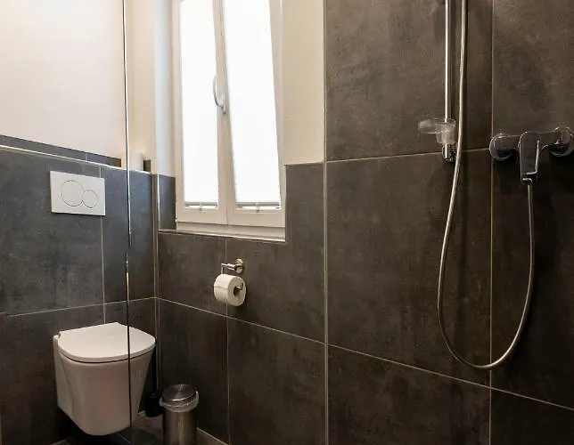 Alte Bahnhofstrasse 12 Апартаменты *